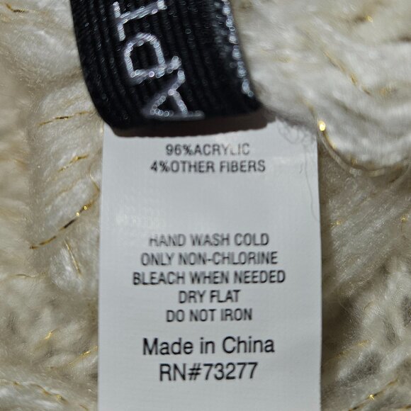 Apt 9 Ivory/Gold Shimmer Winter Hat with Bow and Scarf Set - Picture 11 of 11